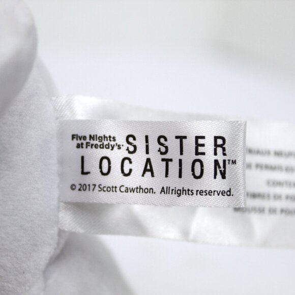 Five Nights at Freddy's 8" Funtime Foxy/Security Breach Roxanne Wolf Plush Lot 2 - Picture 12 of 13